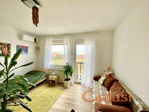 Izdaje se prijatna garsonjera u novoj zgradi u Beočinu (15 km od Novog Sada), od 3. marta na duzi period.